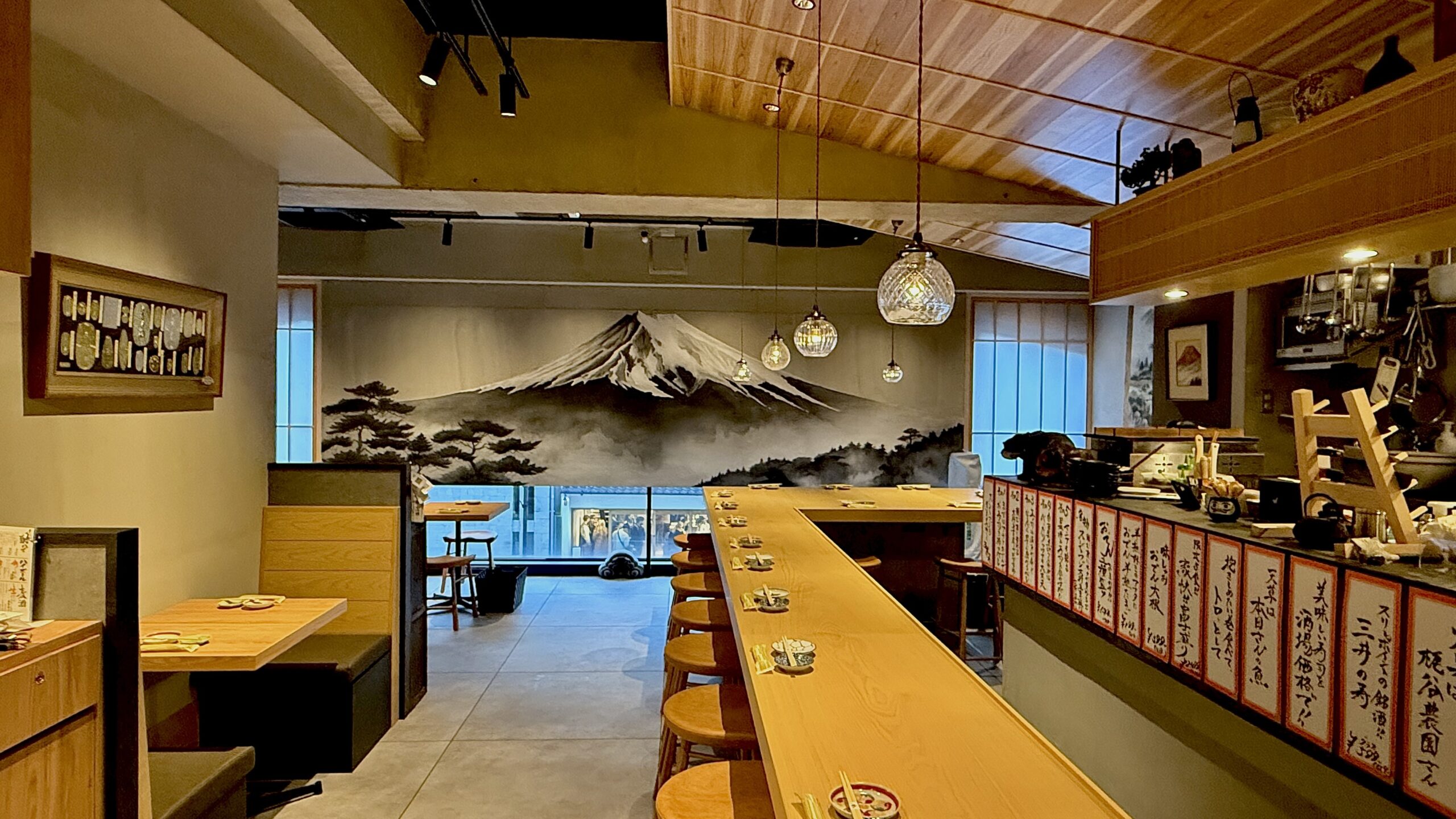 鮨酒場スシトフジ 三条